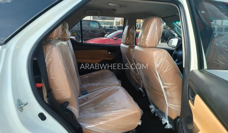 تويوتا فورتشنر 2022 for Sale in الشارقة Image-11
