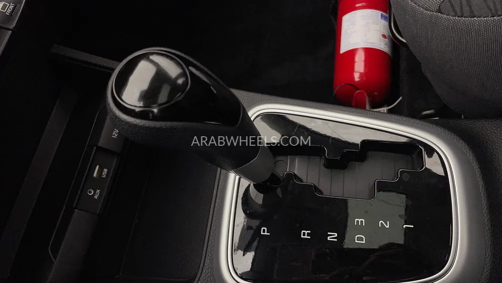 Kia Pegas 2023 for Sale in Dubai Image-18