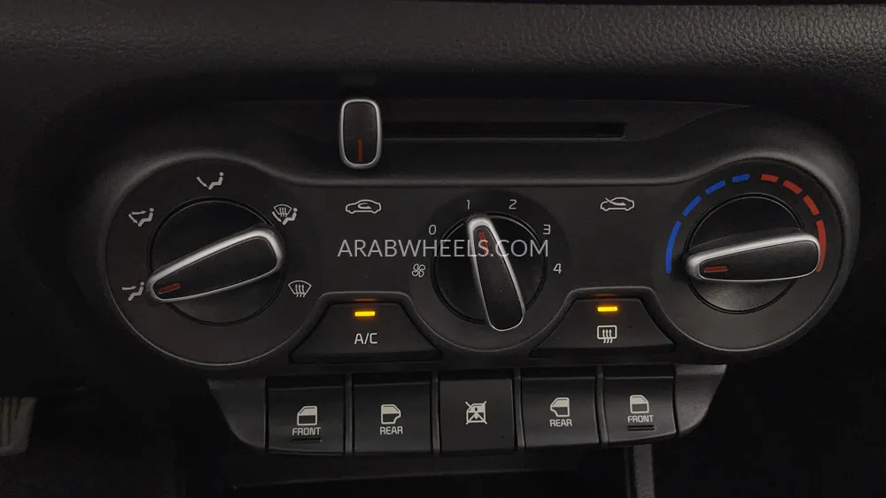 Kia Pegas 2023 for Sale in Dubai Image-37