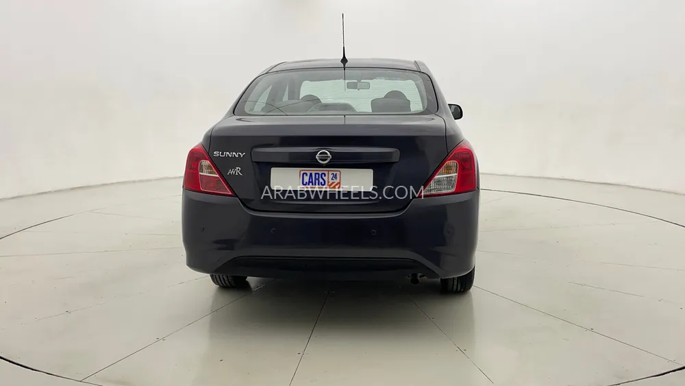 Nissan Sunny 2023 for Sale in Dubai Image-4