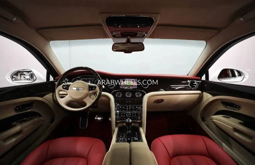 Bentley Mulsanne 2013 for Sale in Sharjah Image-6