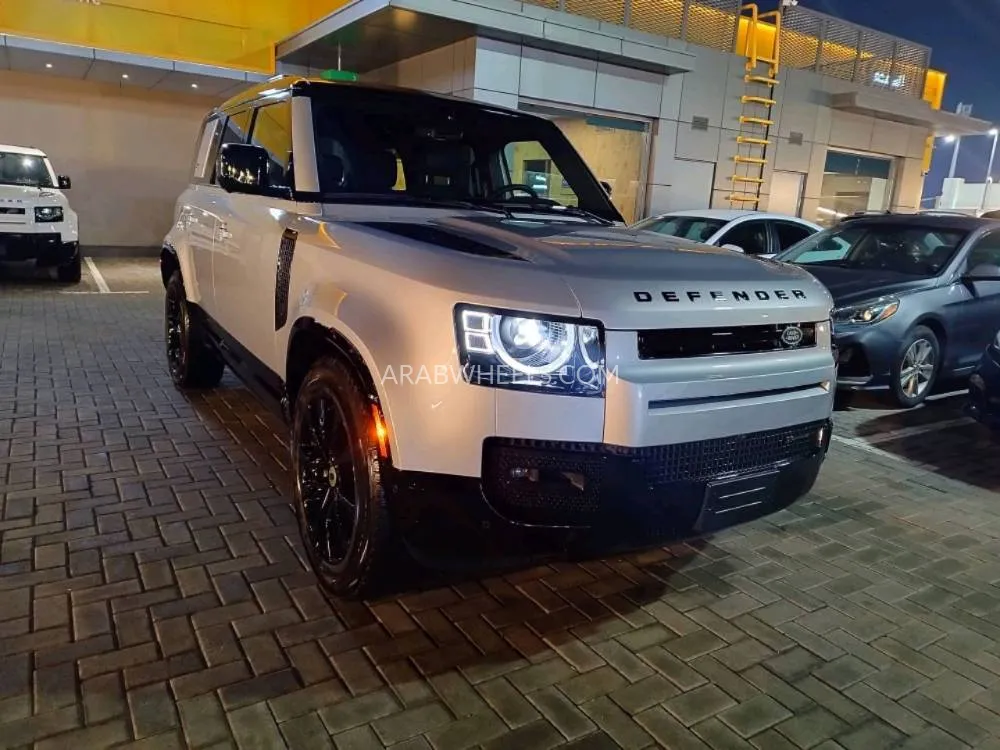 Land Rover Defender 2023 for Sale in Sharjah Image-8