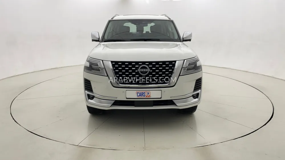 Nissan Patrol 2023 for Sale in Dubai Image-8