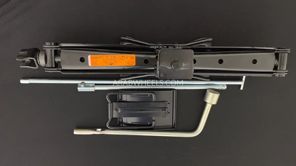 Nissan Patrol 2023 for Sale in Dubai Image-34