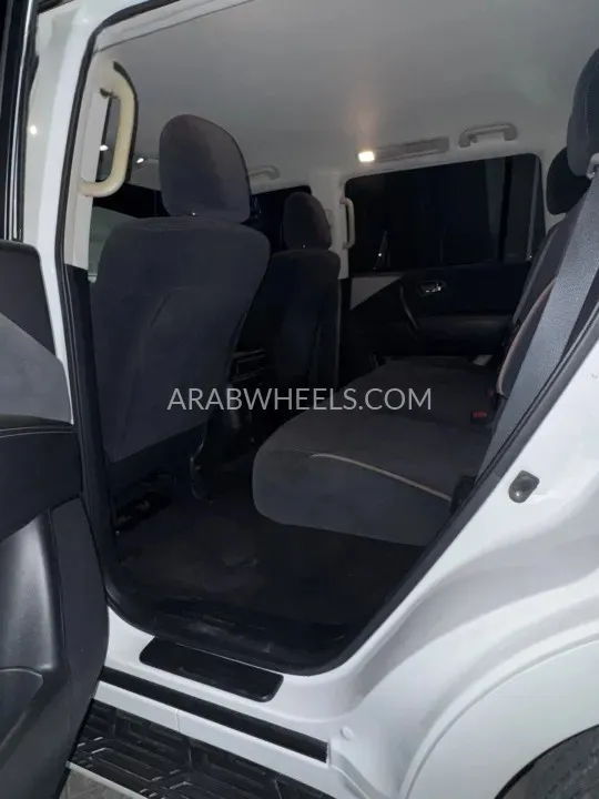 Nissan Patrol 2021 for Sale in Abu Dhabi Image-9