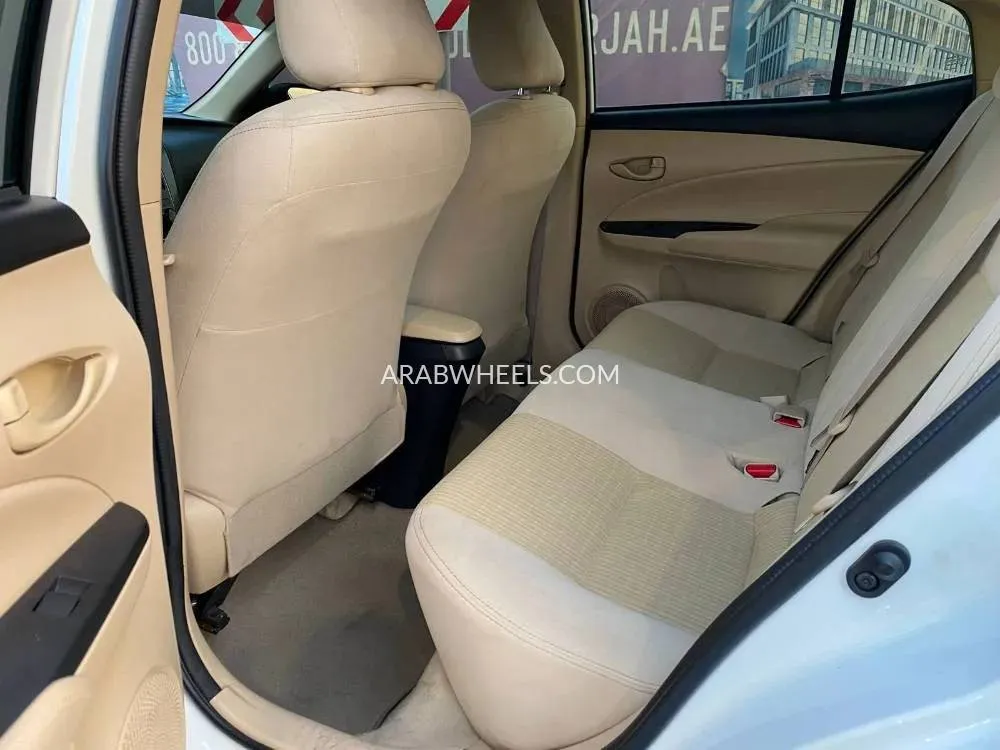 Toyota Yaris 2022 for Sale in Sharjah Image-6