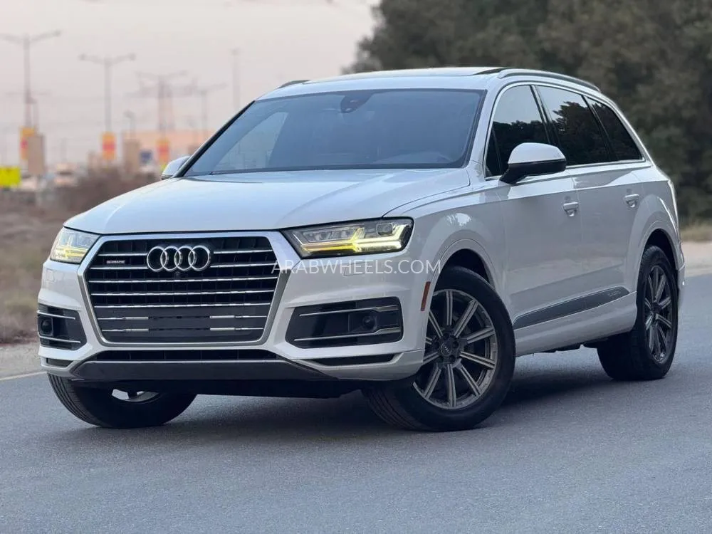 Audi Q7 2018 for Sale in Sharjah Image-11