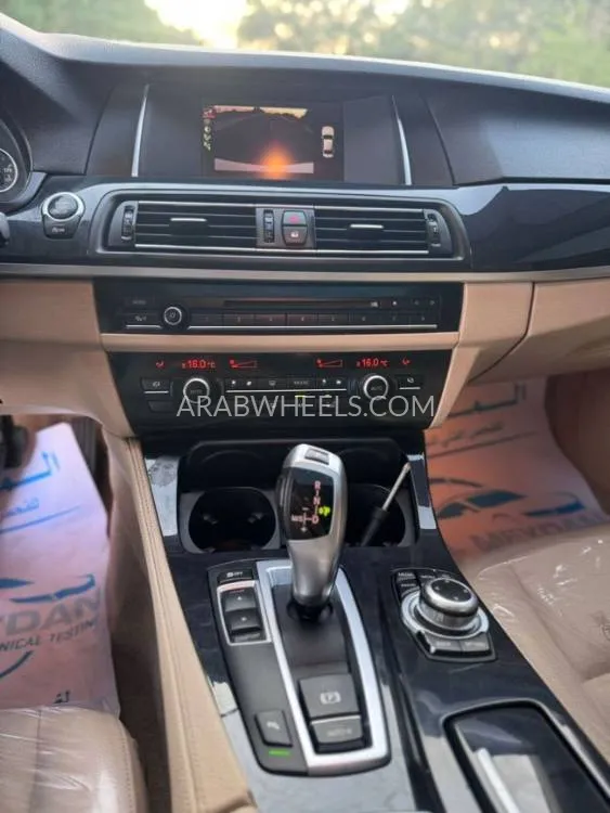 BMW 5 series 2016 for Sale in Sharjah Image-8