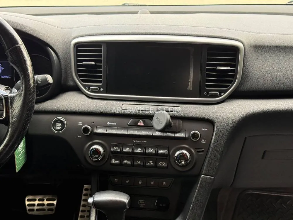 Kia Sportage 2019 for Sale in Sharjah Image-8