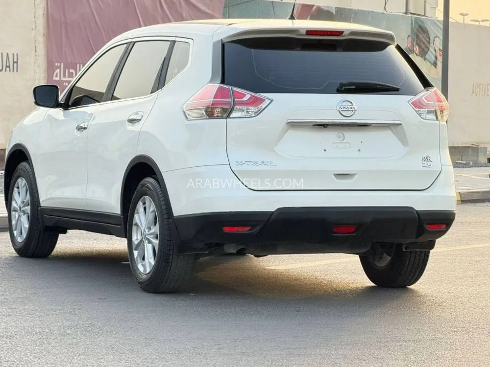 Nissan X-Trail 2017 for Sale in Sharjah Image-8