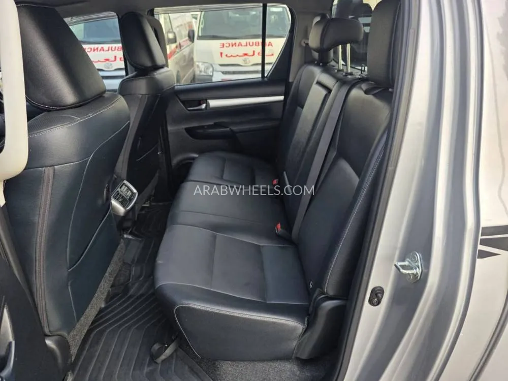 Toyota Hilux 2022 for Sale in Dubai Image-20
