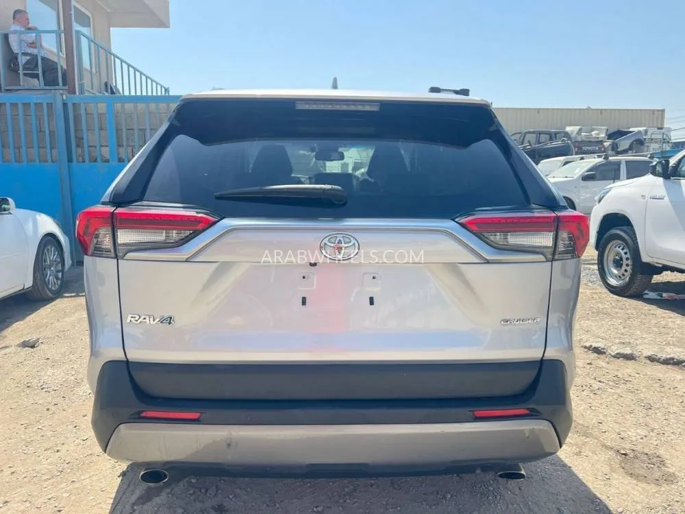 Toyota Rav4 2019 for Sale in Dubai Image-6