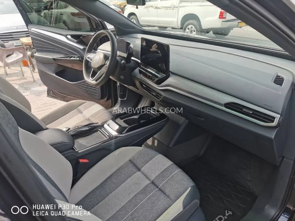 Volkswagen ID.4 2021 for Sale in Sharjah Image-5