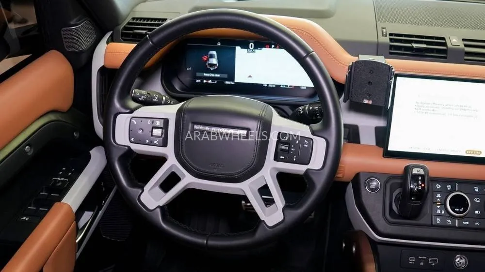 Land Rover Defender 2024 for Sale in Sharjah Image-5
