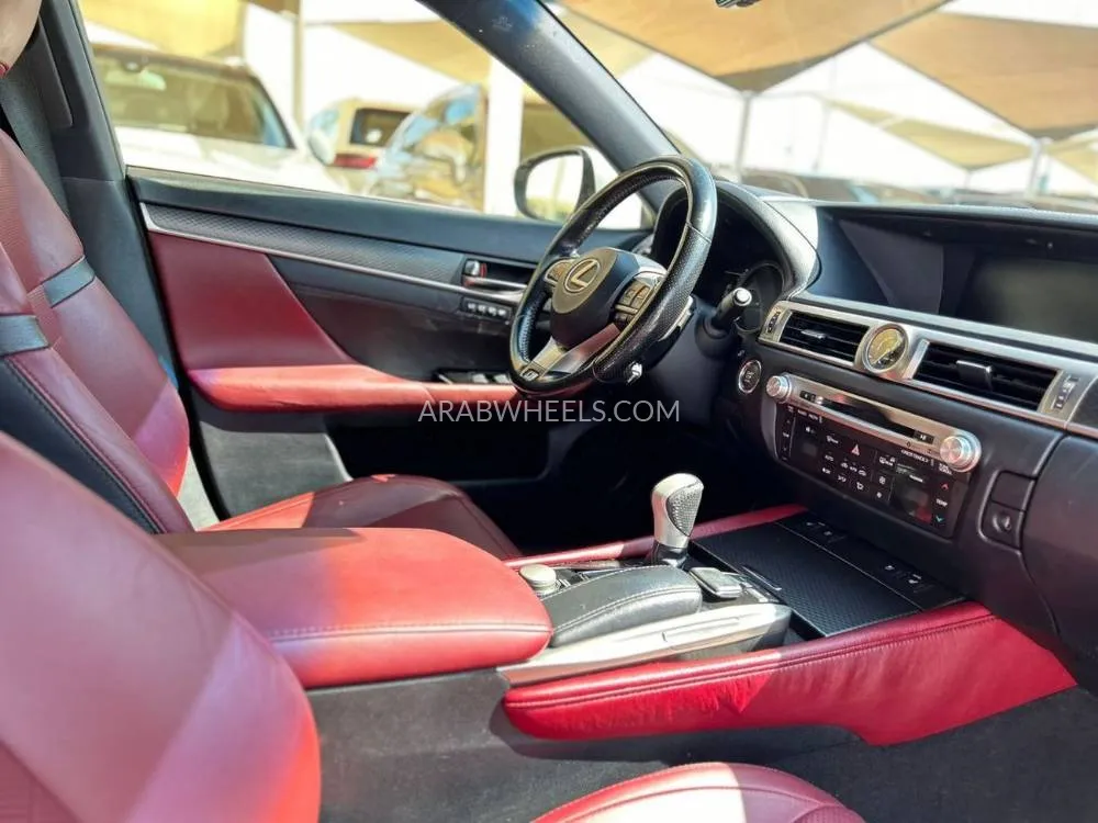 لكزس GS 2017 for Sale in دبي Image-5