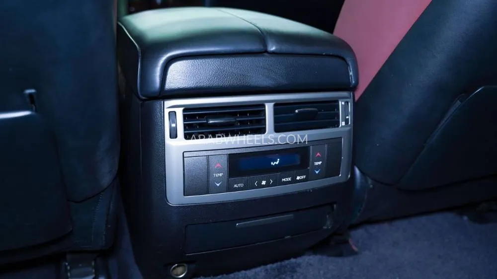 Lexus LX 2015 for Sale in Sharjah Image-14