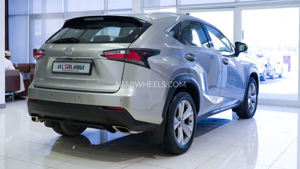 لكزس NX 2015 for Sale in الشارقة Image-21