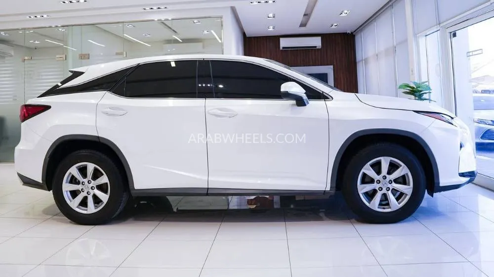 Lexus RX 2018 for Sale in Sharjah Image-18