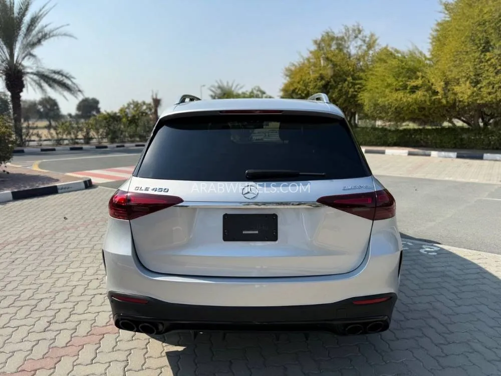 Mercedes Benz GLE Class 2020 for Sale in Dubai Image-6