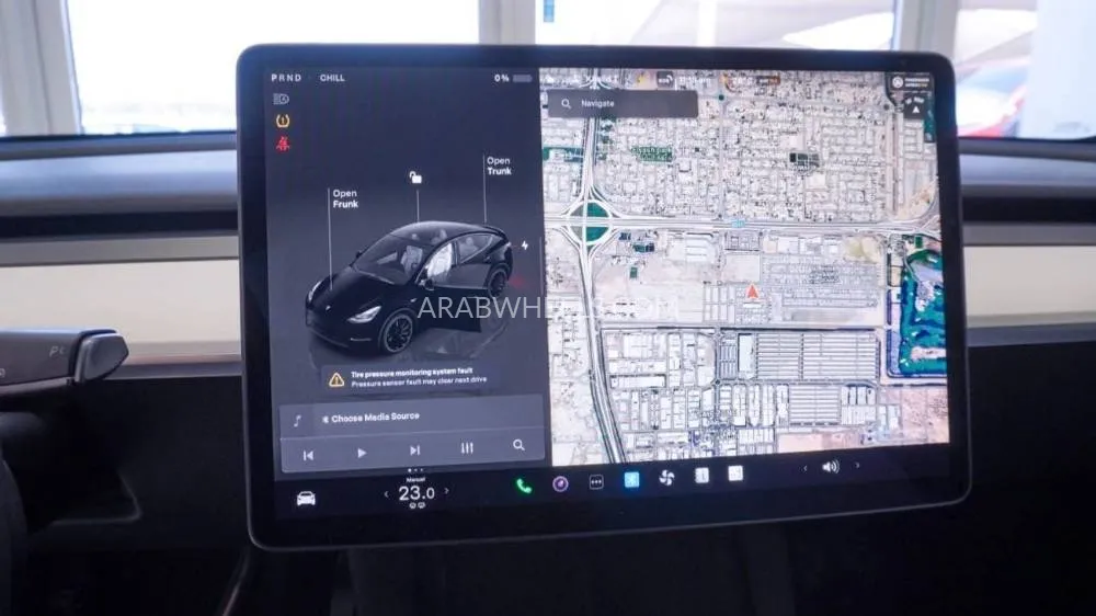 Tesla Model Y 2023 for Sale in Sharjah Image-16