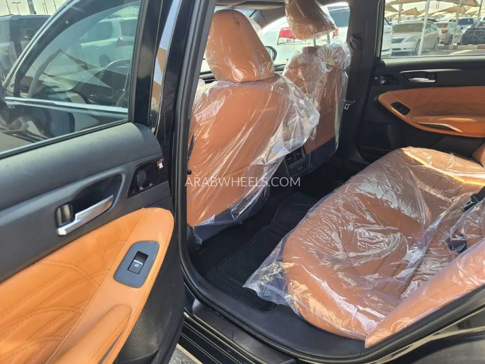 Toyota Avalon 2019 for Sale in Dubai Image-12