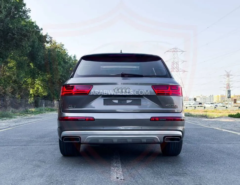أودي Q7 2017 for Sale in الشارقة Image-6