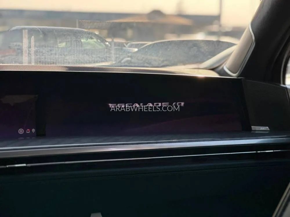 كاديلاك إسكاليد 2025 for Sale in دبي Image-17