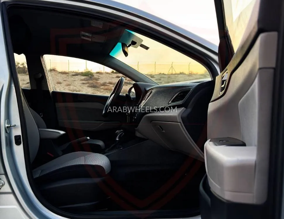 هيونداي أكسنت 2020 for Sale in الشارقة Image-9