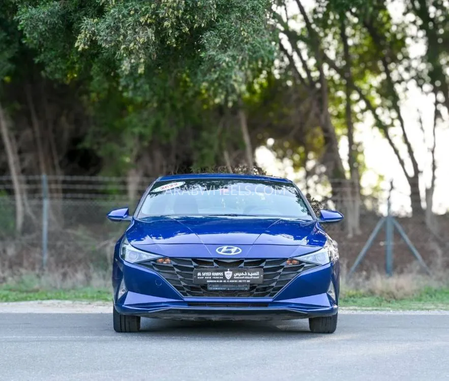 Hyundai Elantra 2022 for Sale in Sharjah Image-2