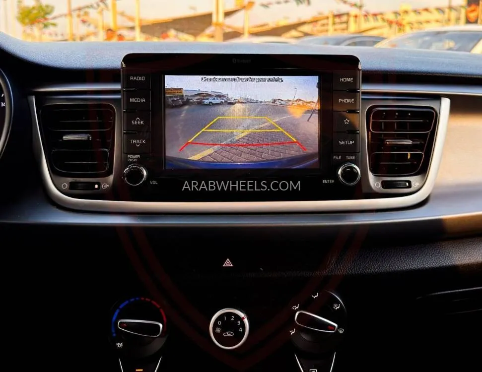 Kia Rio 2020 for Sale in Sharjah Image-13