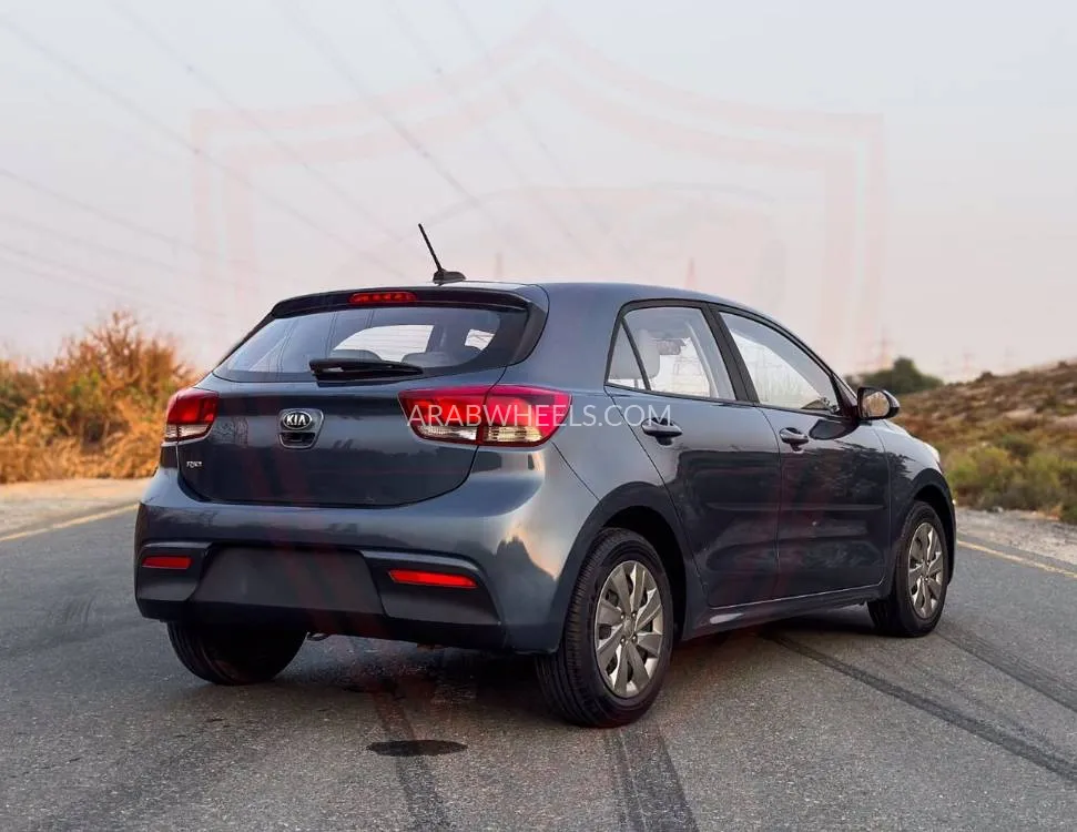 Kia Rio 2020 for Sale in Sharjah Image-5