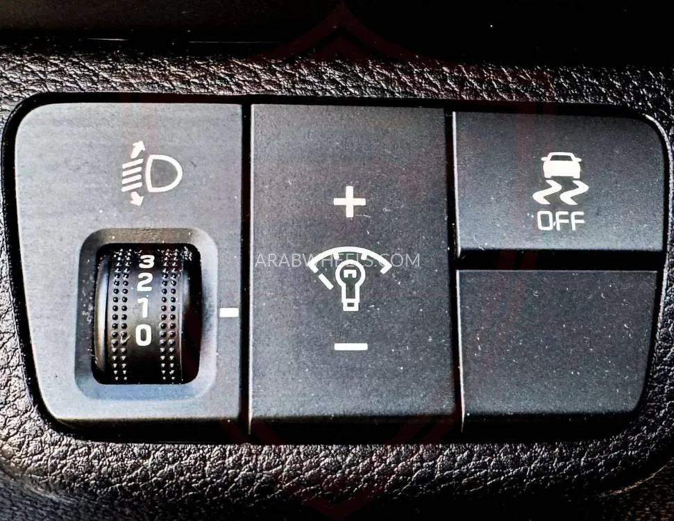 Kia Rio 2020 for Sale in Sharjah Image-16