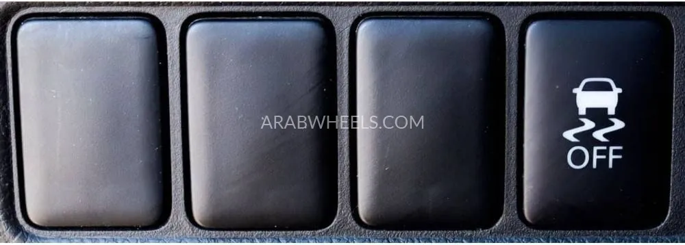 Mitsubishi L200 2021 for Sale in Sharjah Image-16