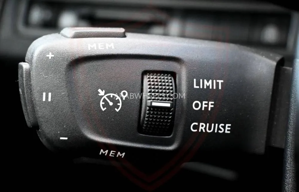 بيجو 3008 2024 for Sale in الشارقة Image-13