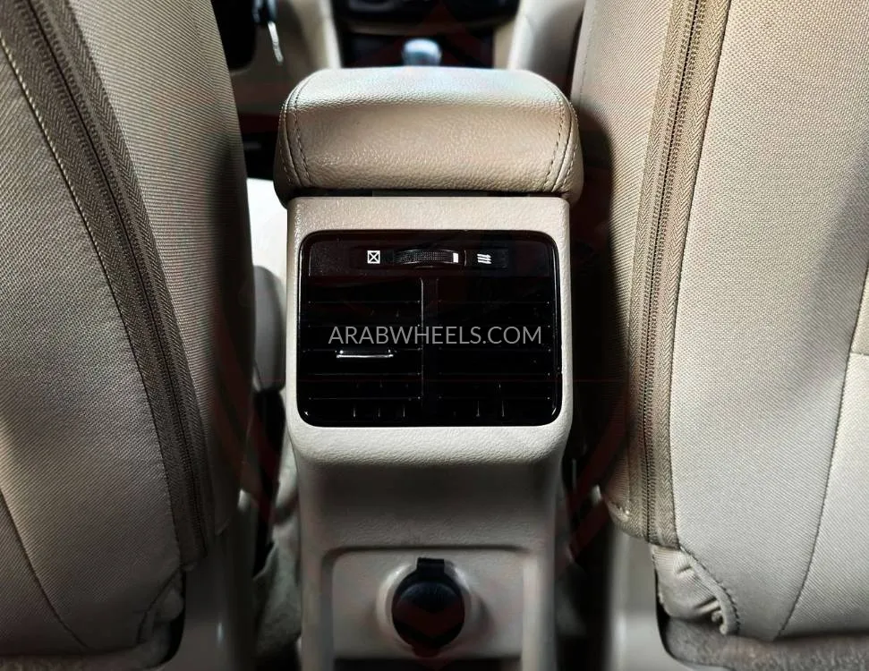 Suzuki Ciaz 2023 for Sale in Sharjah Image-11