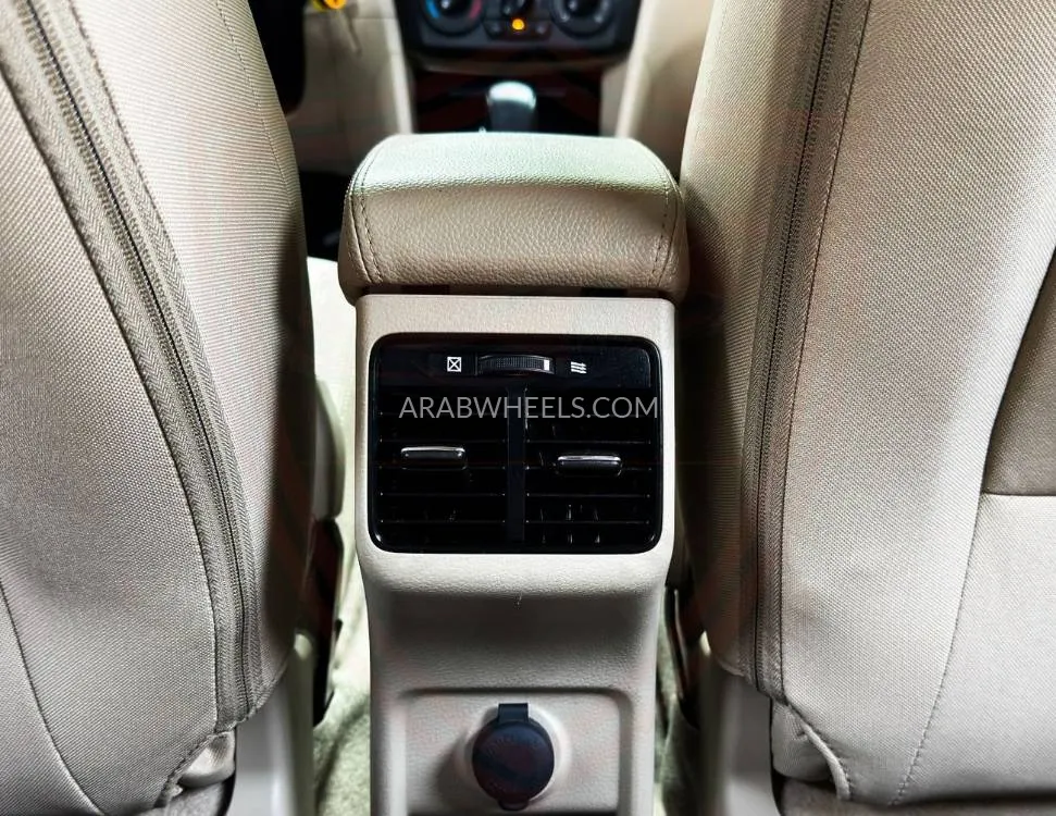 Suzuki Ciaz 2024 for Sale in Sharjah Image-11