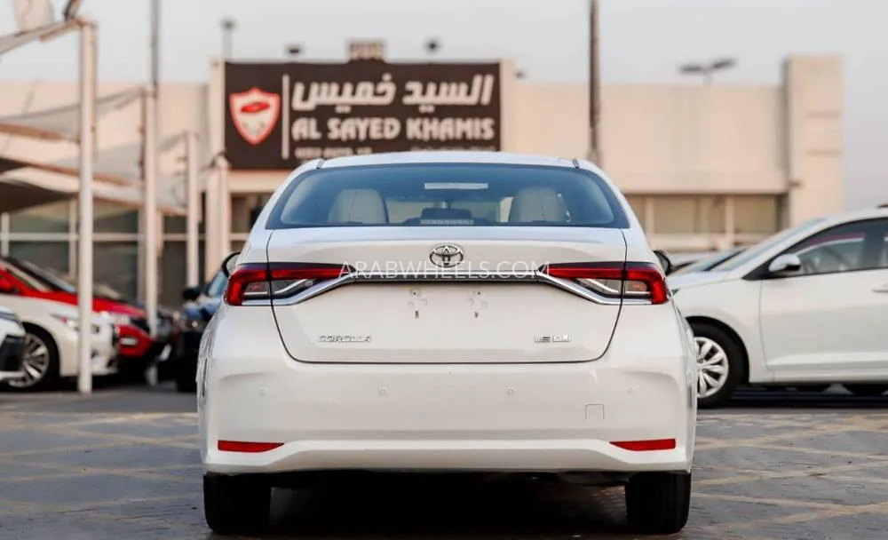 Toyota Corolla 2021 for Sale in Sharjah Image-5