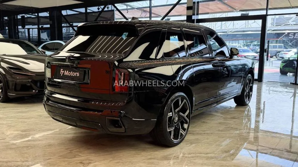 Rolls Royce Cullinan 2025 for Sale in Dubai Image-16