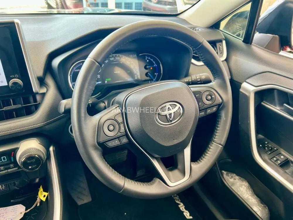 Toyota Rav4 2022 for Sale in Dubai Image-6