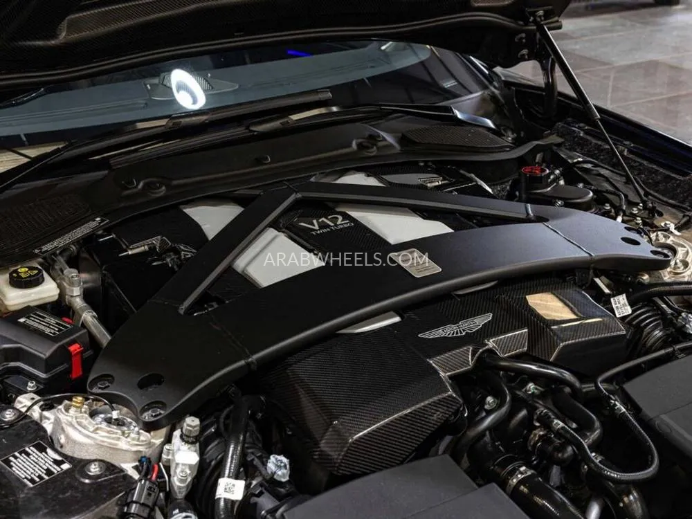 Aston Martin Vantage 2025 for Sale in Dubai Image-14