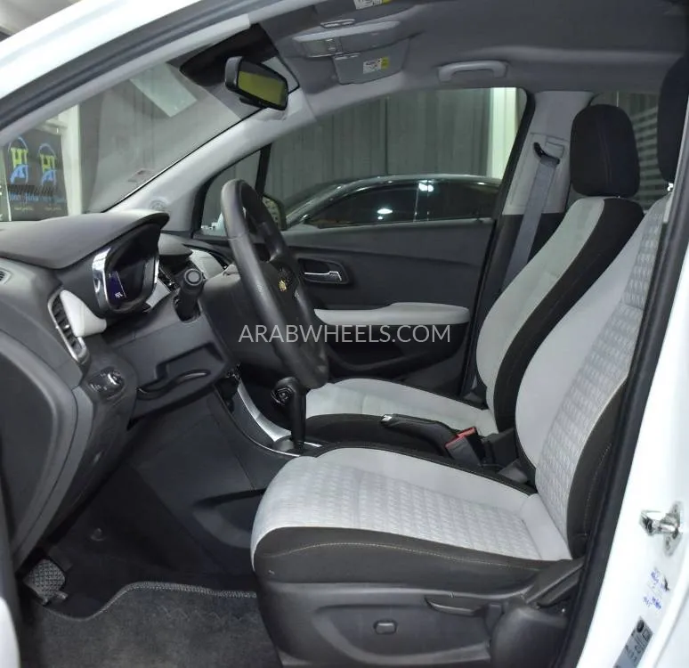 Chevrolet Trax 2019 for Sale in Dubai Image-10