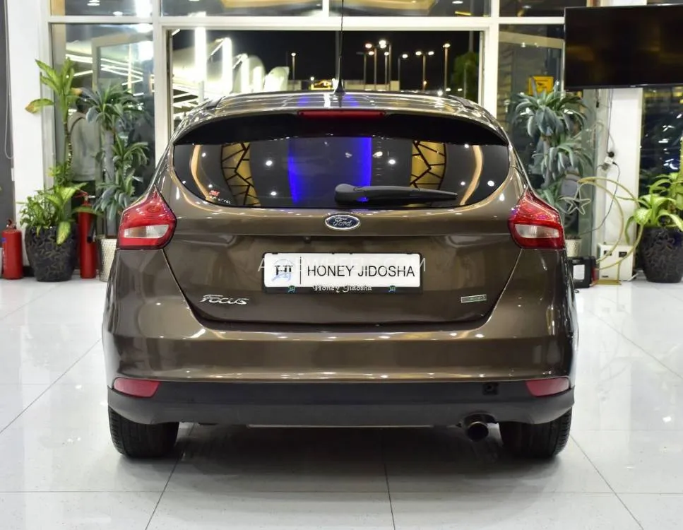 Ford Focus 2017 for Sale in Dubai Image-4