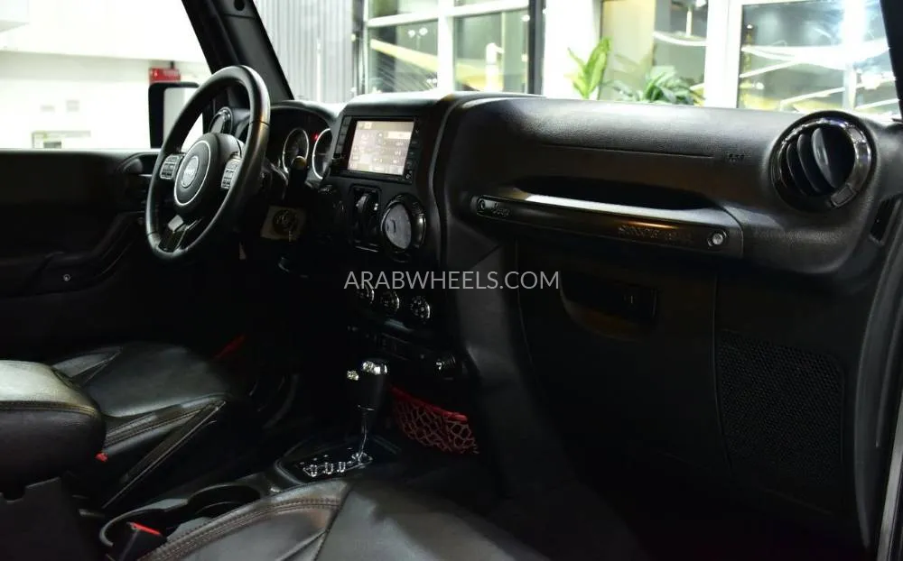Jeep Wrangler 2017 for Sale in Dubai Image-14