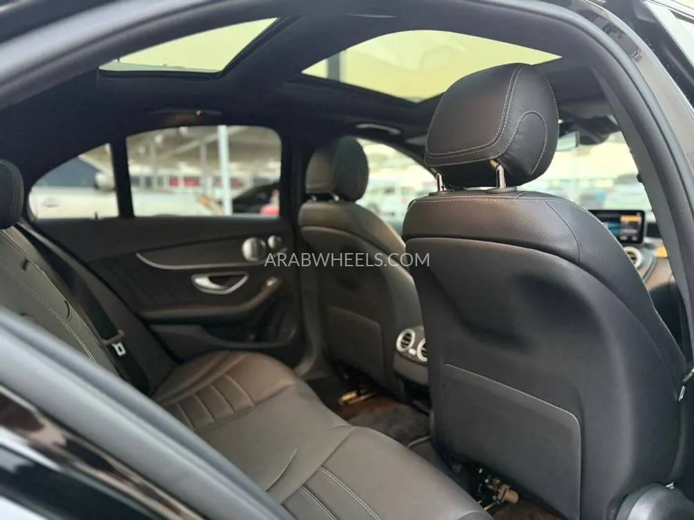 مرسيدس بنز كلاس C 2019 for Sale in دبي Image-11