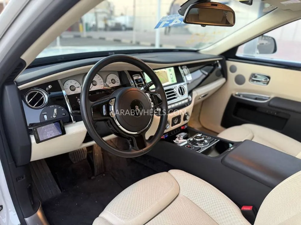 Rolls Royce Ghost 2016 for Sale in Dubai Image-4