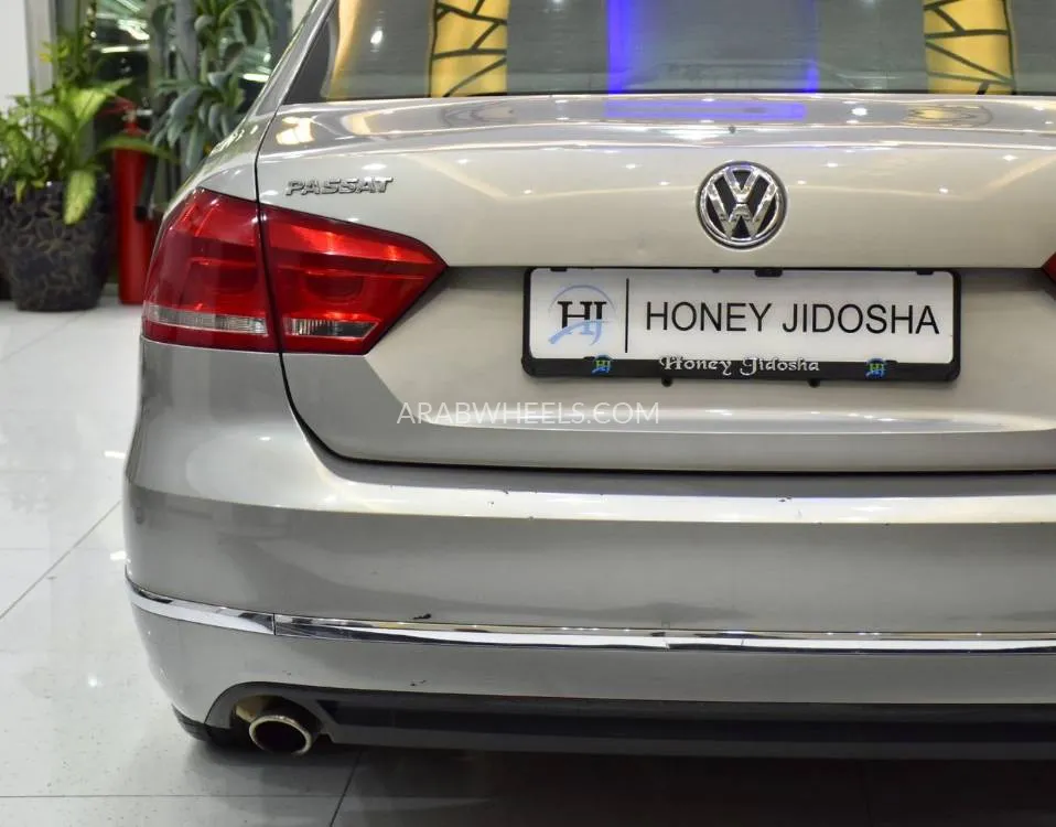 Volkswagen Passat 2013 for Sale in Dubai Image-8