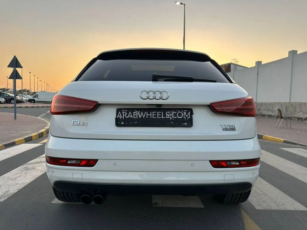 Audi Q3 2018 for Sale in Sharjah Image-2
