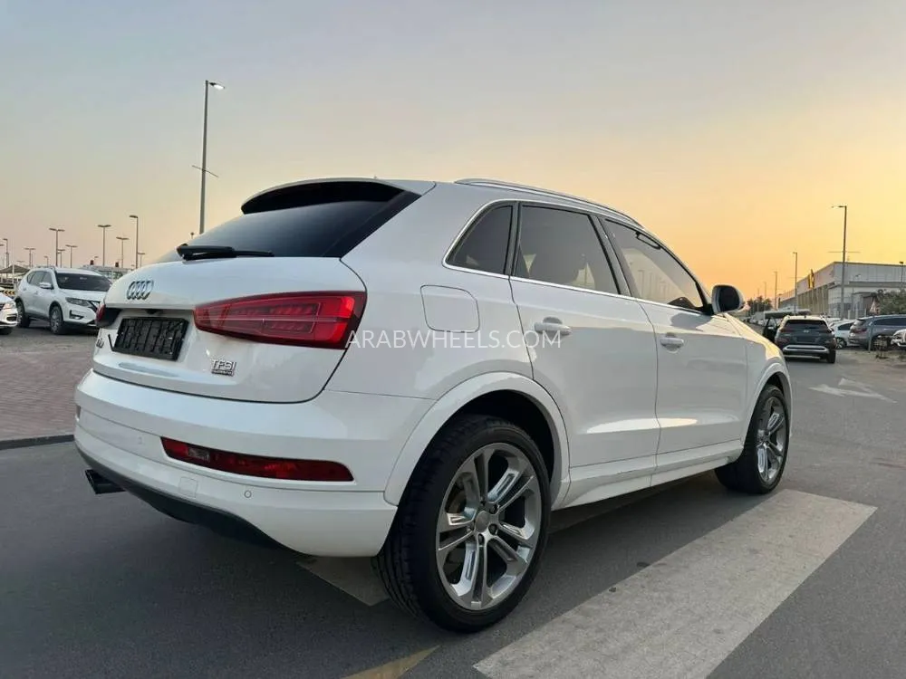 Audi Q3 2018 for Sale in Sharjah Image-6