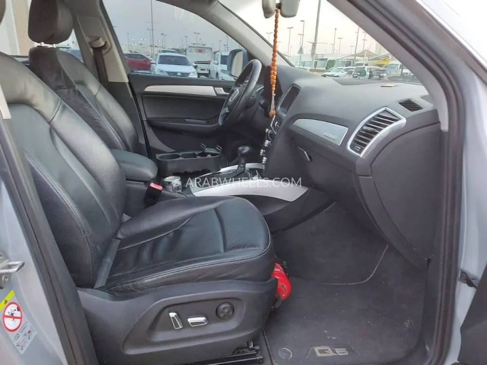 Audi Q5 2015 for Sale in Sharjah Image-12