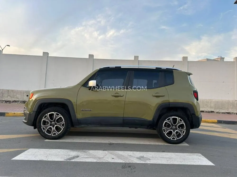 Jeep Renegade 2015 for Sale in Sharjah Image-3